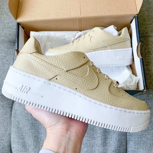 nike air force 1 sage low nude